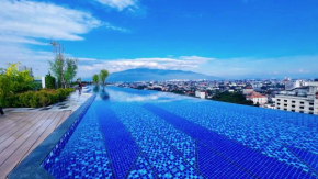 Perfect top pool view condo Astra sky river